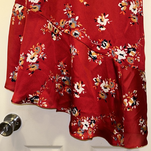 Lulu’s Bewitching Beauty Red Floral Print Satin Asymmetrical Slip Dress - Picture 3 of 6